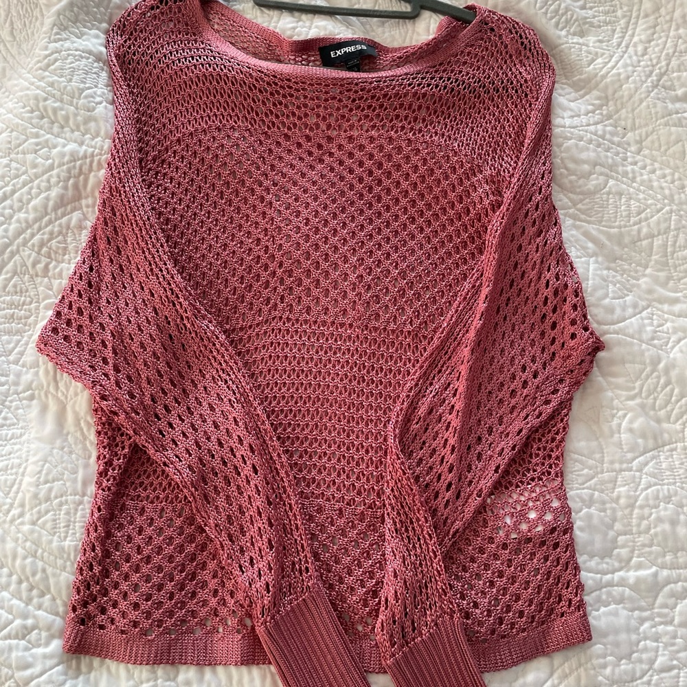 Thin top from express.